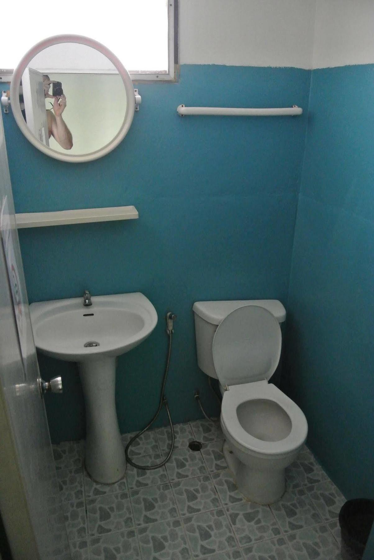 Cumpun Guest House Chiang Mai Esterno foto