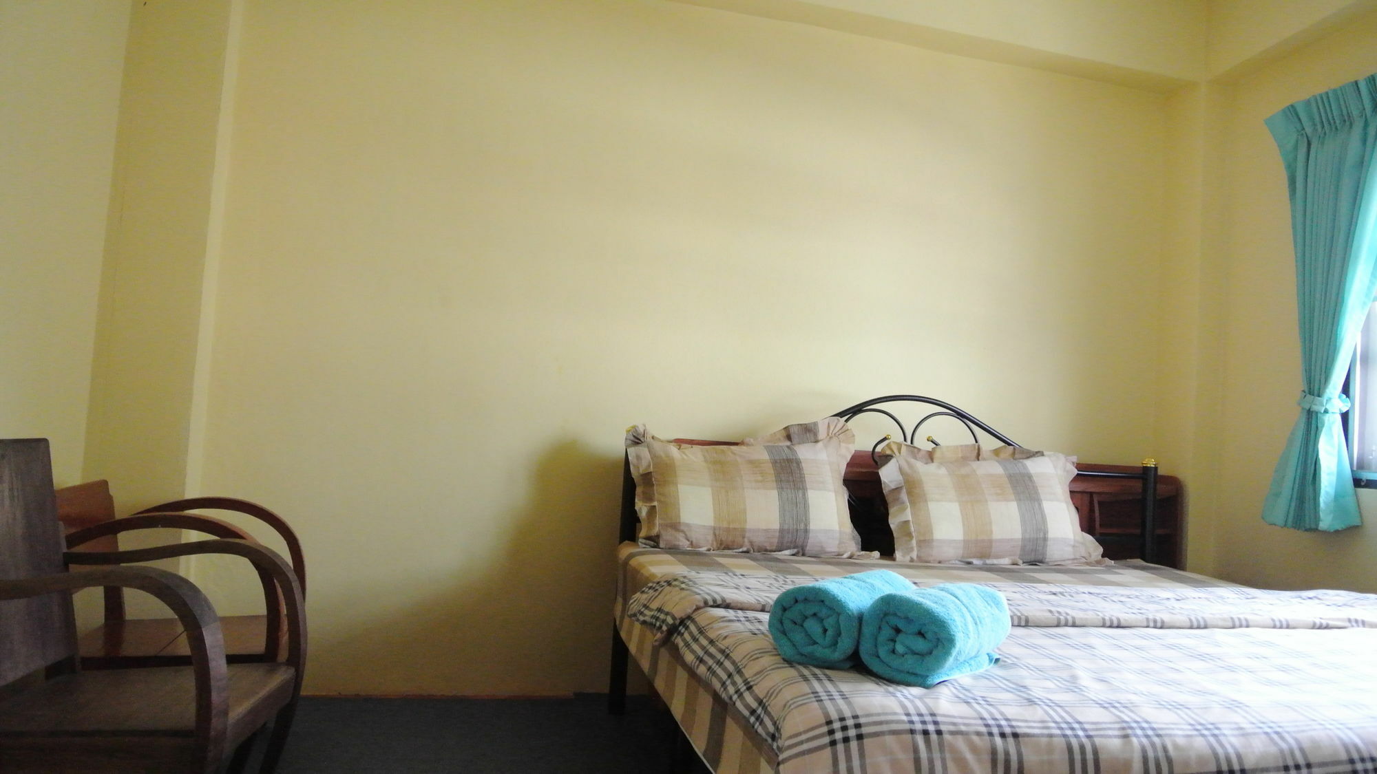 Cumpun Guest House Chiang Mai Esterno foto