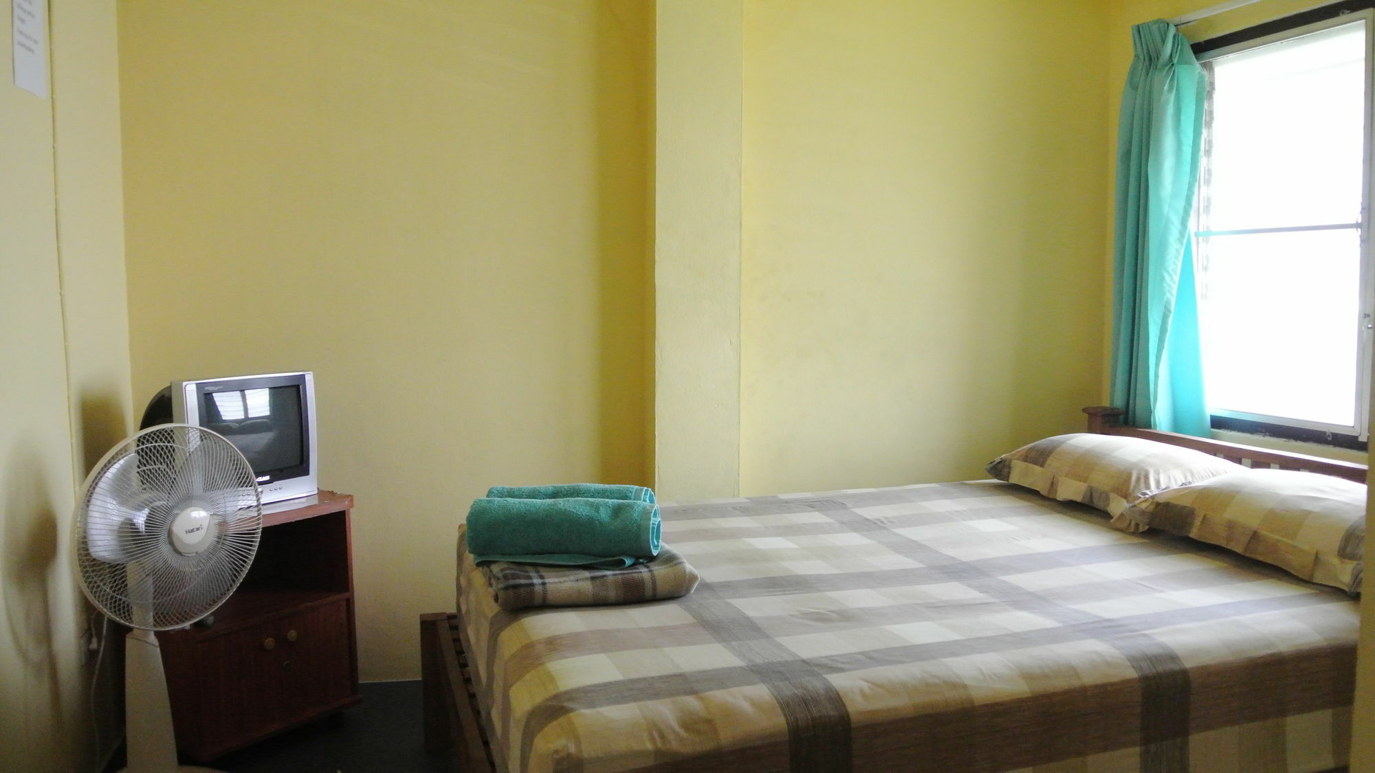 Cumpun Guest House Chiang Mai Esterno foto