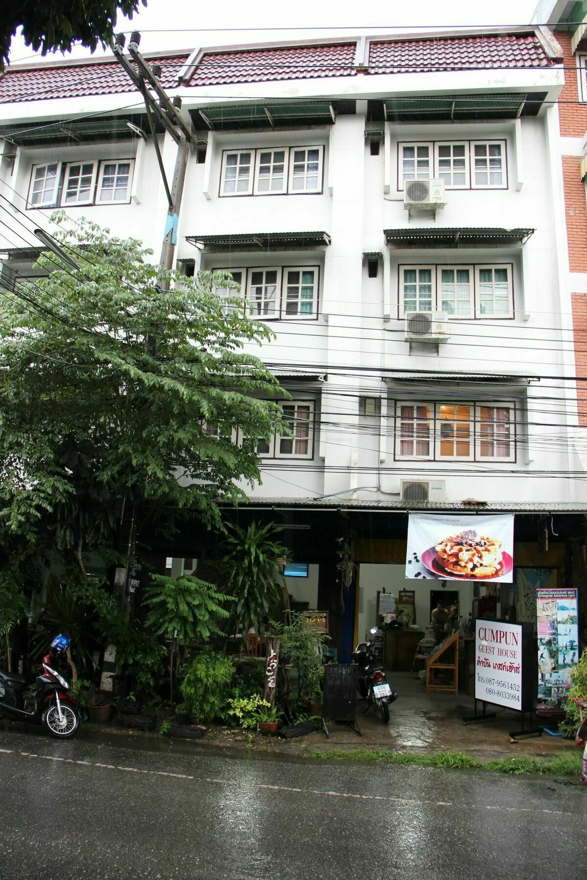 Cumpun Guest House Chiang Mai Esterno foto